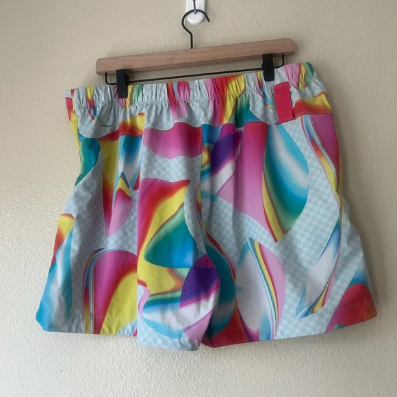 FABLETICS Pride‎ One Shorts - Picture 6 of 8